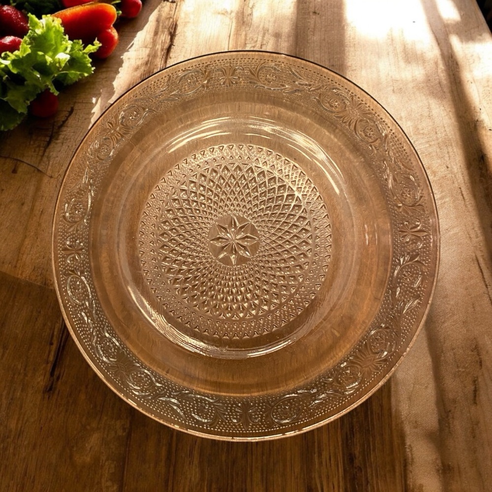 Set of 9 Vintage KIG Indonesia Pressed Glass Plates 9” Diamond Dot Fleur De Lis - Picture 7 of 9